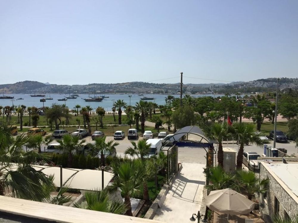 Anadolu 4*